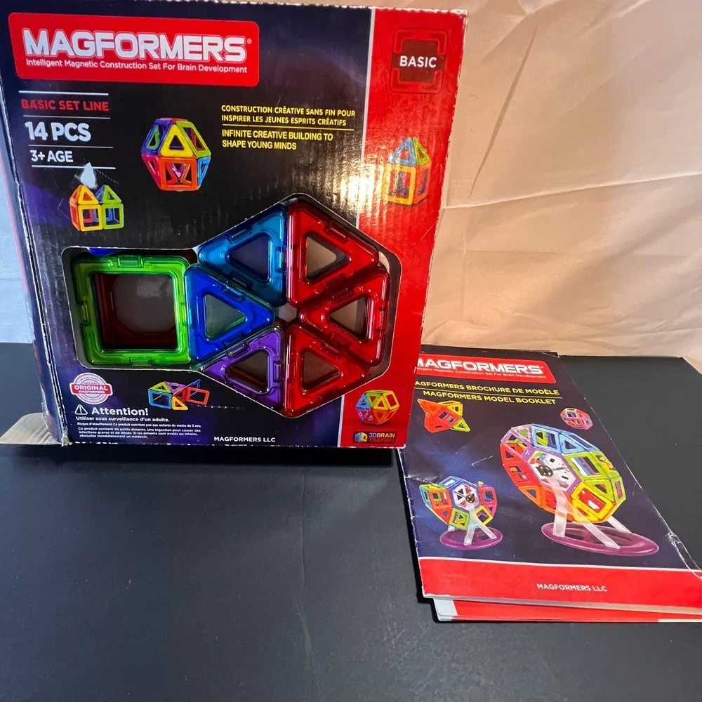 Magformers 18pc‎ Basic Set Kids Rainbow Magnetic Building Tiles Toy euc